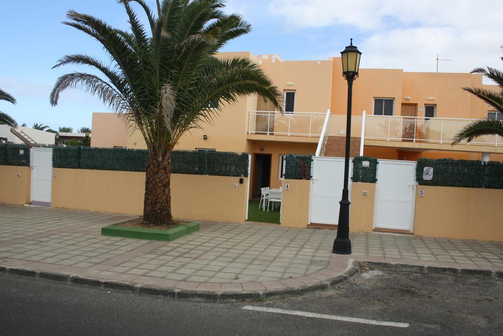 Anju Villas Los Delfines Bravo'S Apartments Corralejo Exteriör bild