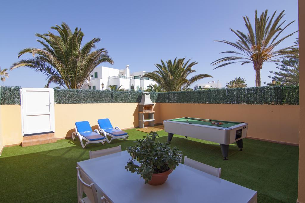 Anju Villas Los Delfines Bravo'S Apartments Corralejo Exteriör bild
