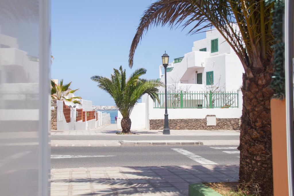 Anju Villas Los Delfines Bravo'S Apartments Corralejo Exteriör bild